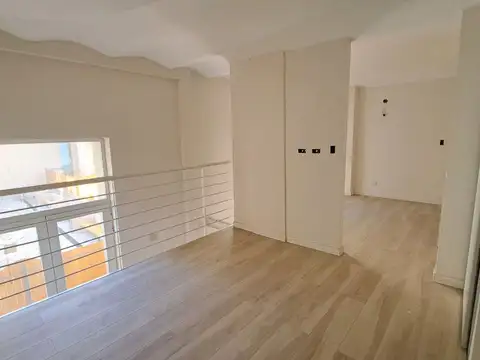 Avenida Hipólito Yrigoyen 2400