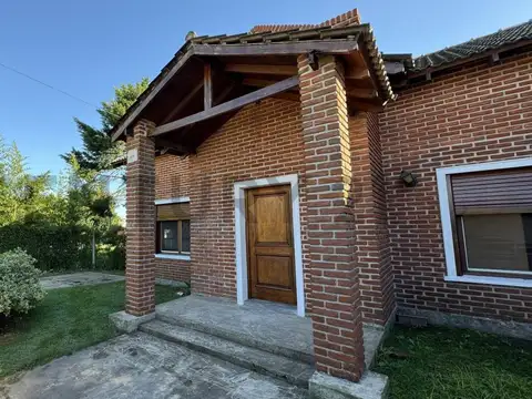 Casa en Venta en Joaquín Gorina, USD 198.000