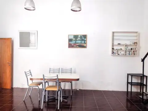 Casa 4 ambientes con 1 baño