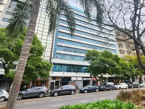 Oficina en Alquiler en Recoleta, USD 1.000