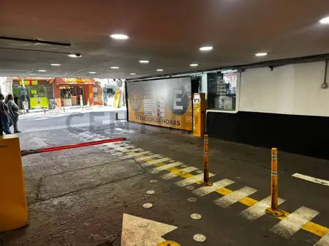 COCHERA EN VENTA EN MICROCENTRO