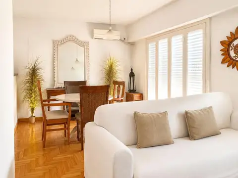 Venta en block 2 locales+ vivienda y fondo libre