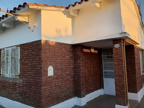 Casa en Venta con 1 cochera