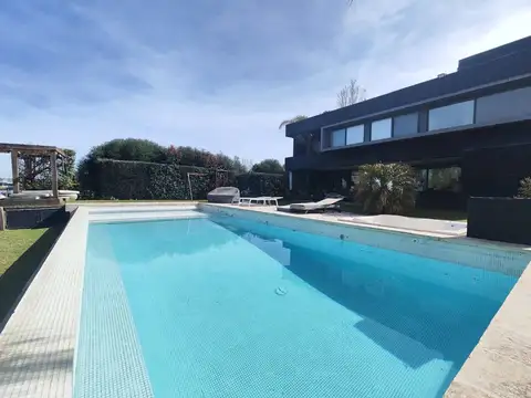 Camino a San Benito 4000