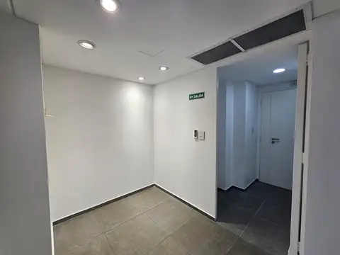 Oficina en Alquiler en Abasto, $ 990.000