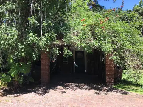 Casa - Barrio Parque Leloir