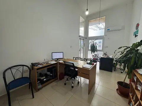 SE VENDE LOCAL COMERCIAL EN SANTA FE 