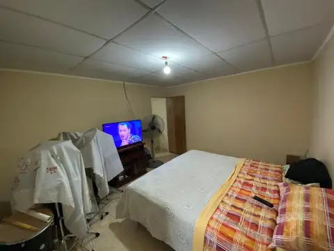 Casa 4 ambientes con 1 baño