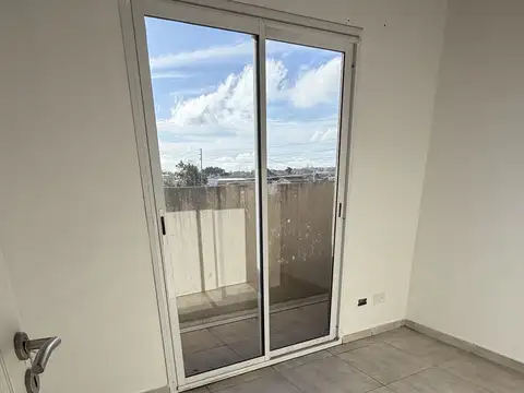 Departamento en Alquiler en Barrio Campo Rossi, $ 620.000