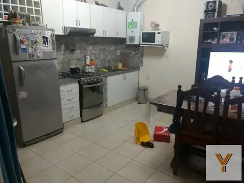 PH en venta - 2 Dormitorios 1 Baño - Cochera - 65Mts2 - Lomas del Mirador, La Matanza