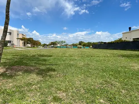 Terreno en Venta en Pilar Del Este, USD 47.000