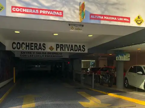 Cochera en Venta en Centro, Rosario