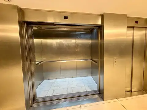 2 Cocheras en Venta Gran Edificio en esquina con Seg 24 Hs  - Palermo