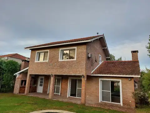 Casa en alquiler en Acacias Blancas