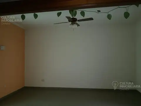 VENTA CASA 3 AMBIENTES ISIDRO CASANOVA