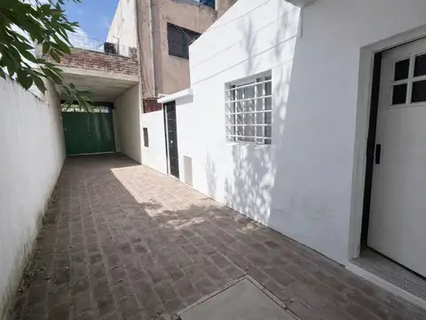 PH CON PATIO EN VENTA RINGUELET