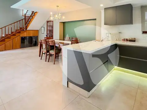 Casa en Venta Club Privado Loma Verde Quincho y Piscina Climatizada