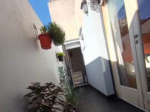 Depto Tipo Casa en Venta 46 años