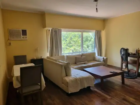 VENTA DE TRES AMB EN PALERMO HOLLYWOOD 2DO PISO POR ESCALERA