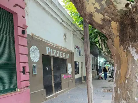 Local en Venta Via Pública
