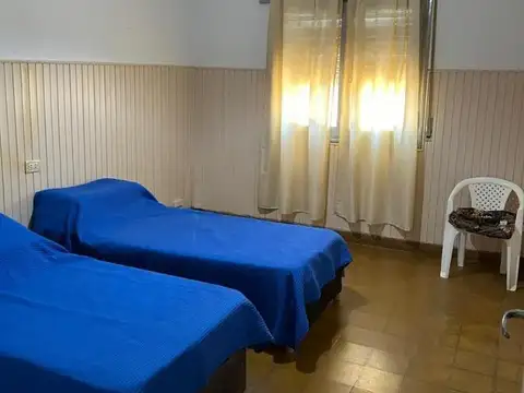 CASA EN VENTA 3 DORM EN HECTOR PANIZA 2900 - ZONA RUTA 20
