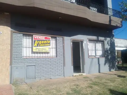DEPTO 3 AMB C/PATIO- P.BAJA FRENTE - VILLA CLUB