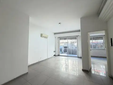 VENTA APMLIO 2 AMB EN RETIRO UBICACION ESTRATEGICA