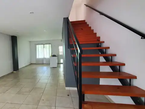 Casa en Alquiler de 2 dormitorios