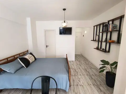 Departamento 1 ambiente reciclado con balcón Gascón 1800 Plaza Colón, Mar del Plata