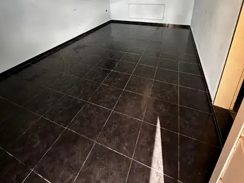 Casa 2 ambientes con 1 baño