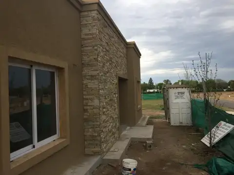 CASAS EN VENTA, PILAR VENTA DE CASAS, CONSTRUCCION CASAS LLAVE EN MANO, BARRIO PRIVADO EL ALJIBE