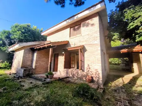 Casa en Venta con 1 cochera