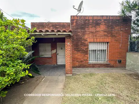 Casa 3 ambientes con 1 baño