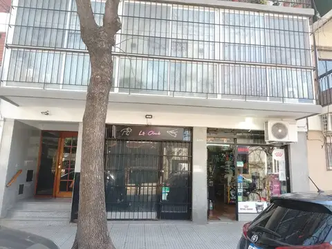 VENTA EN BLOCK - 2 LOCALES + Dpto 2 AMBIENTES 