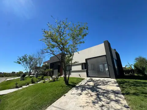 Santa Rita 900