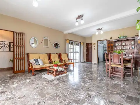 Depto Tipo Casa 3 ambientes con 1 baño