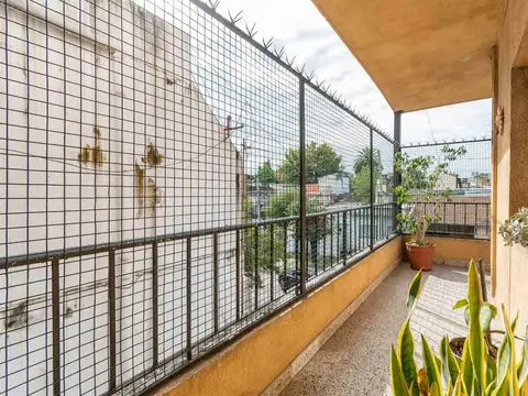 Depto Tipo Casa en Venta 50 años