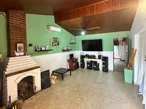 Casa en Venta con 1 cochera