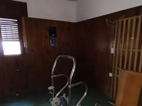 Casa 6 ambientes con 3 baños