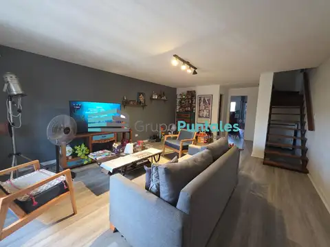 Duplex en Turdera, totalmente reciclado, con 3 dormitorios