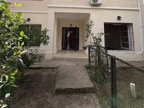 Casa Chalet  en Alquiler en General Pacheco, Tigre, G.B.A. Zona Norte