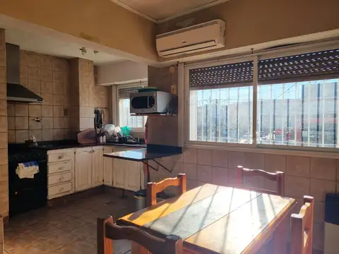 Depto Tipo Casa 4 ambientes con 1 baño