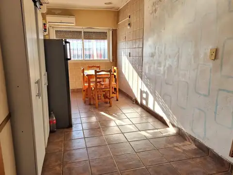 Depto Tipo Casa en Venta 40 años
