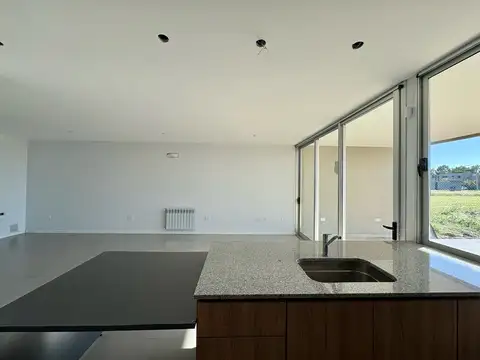Casa en Venta en Funes, USD 210.000