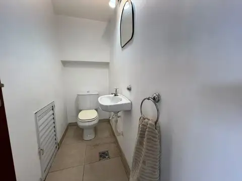 Depto Tipo Casa en Venta de 4 ambientes