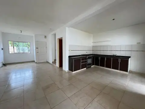 Depto Tipo Casa en Venta en Ituzaingo Norte, USD 115.000