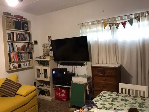 Depto Tipo Casa 3 ambientes con 1 baño