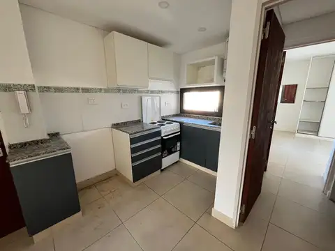 Zeballos al 3800