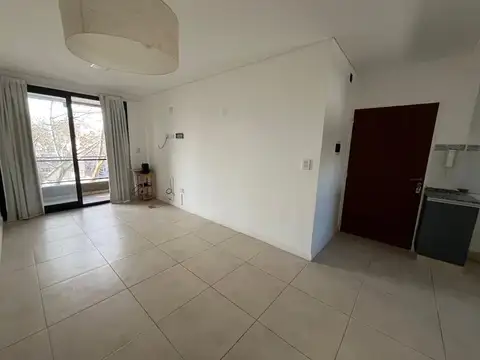 Departamento en Alquiler en Echesortu, $ 500.000