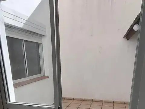 Dpto de Pasillo Olive 900 2 Dormitorios con Patio Exclusivo